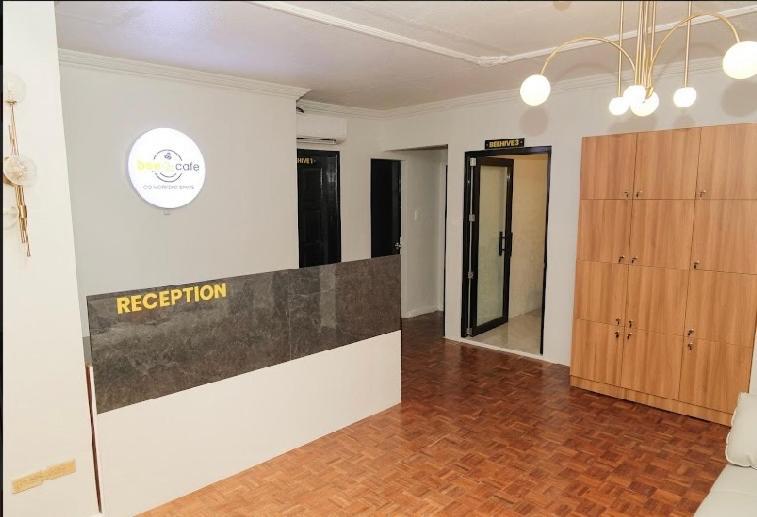 Honey Suite Room Inside Bee Cafe Cebu At Ayala Area Exterior foto