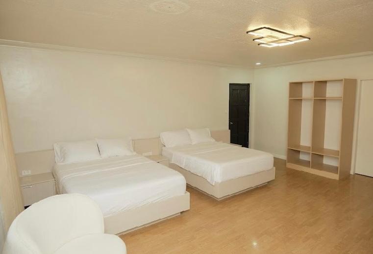 Honey Suite Room Inside Bee Cafe Cebu At Ayala Area Exterior foto