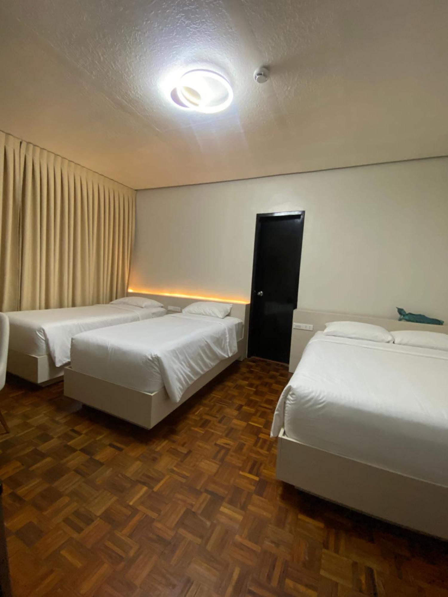 Honey Suite Room Inside Bee Cafe Cebu At Ayala Area Exterior foto